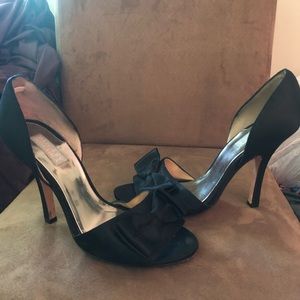 Badgley Mischka Peep-Toe Heel
